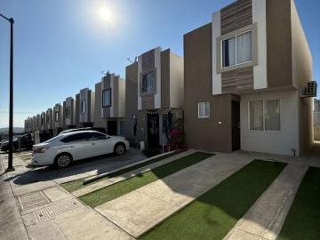 Casa en renta Privada Cazarez 24180 99 24180 99, Villa Del Real, Tijuana, Baja California, 22205, Mex
