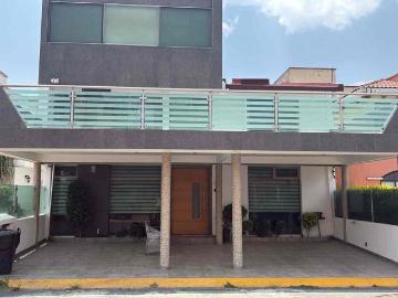 Casa en renta Privada Los Pastizales, Conjunto Residencial Hacienda San José, Toluca, México, 50210, Mex