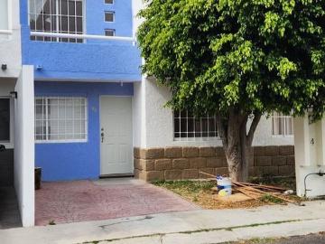 Casa en renta Privada Tzumpantli, Tonantzin, Jardines De La Corregidora, Corregidora, Querétaro, 76900, México