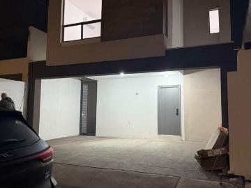 Casa en renta Privada Veneta, Mitras Poniente, García, Nuevo León, 66036, Mex