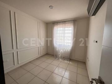 CASA EN RENTA PRIVADA ZONA NORTE PORTALEGRE II