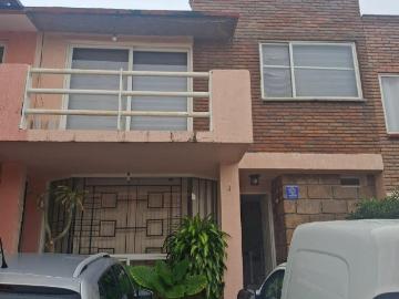 Casa en Renta Querétaro Villas Fontana II, a trás de la uteq, 5 recamaras