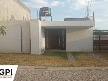 Casa en renta Rancho O Rancheria Salto De León, Coroneo