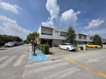 Casa en renta Residencial Lomas Virreyes, Blvd. De Los Virreyes, San Andrés Ocotlán, Estado De México, México