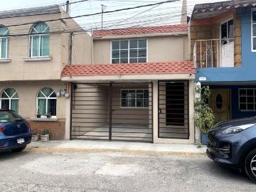 Casa en renta San Francisco Coaxusco, Metepec