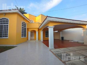 Casa en renta San Francisco De Campeche, Campeche