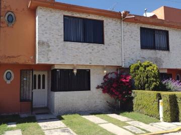 Casa en renta Santa Ana Tlapaltitlán, Toluca