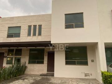 Casa en renta Santillana