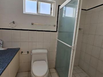 Casa en Renta sin muebles Fracc. Rincon del Cielo