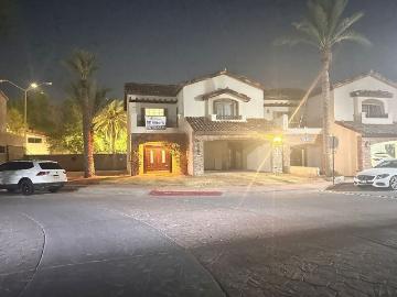 Casa en renta Toscana Residencial junto a UVM