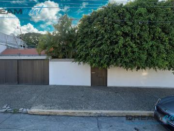 Casa en renta Unidad Nacional con Alberca