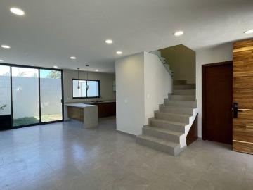 Casa en renta Valle Imperial, Avenida Valle De Los Imperios, Zapopan, Jalisco, México