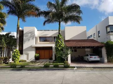 Casa en renta Villa Magna Residencial, Carretera Cancún Tulum, Cancún, Quintana Roo, México