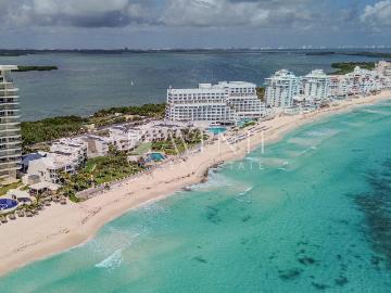 Casa en Renta, Villas Nizuc, Zona Hotelera Cancun, Cancún