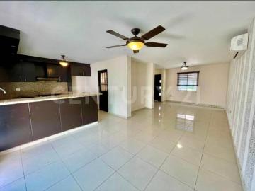 CASA EN RENTA ZONA NORTE PRIVADA STANZA TOSCANA