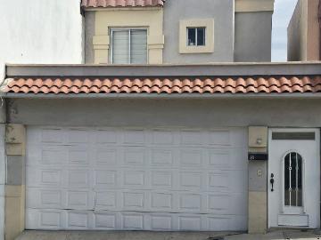 CASA EN RENTA