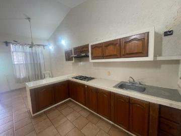 Casa en RENTA