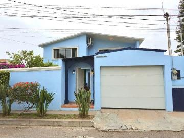 CASA EN RENTA