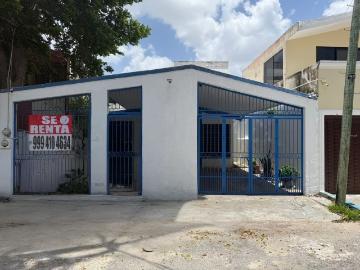 CASA EN RENTA 3 RECAMARAS SEMI AMUEBLADA PATIO AMPLIO EN LA GARCIA GINERES NRC 1786