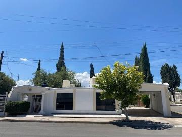 CASA EN RENTA
