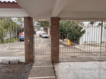 Casa en Residencial del Valle, Cd. Victoria