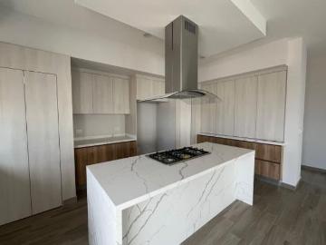 Casa en Residencial La Primavera