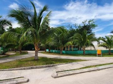CASA EN RESIDENCIAL LAS AMÉRICAS 98 M2