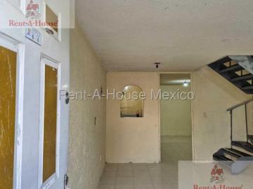 Casa en San Vicente Chicoloapan de Juárez Centro RG 26 1161
