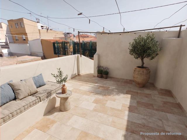 Casa en San Gabriel con posibilidad de edificar planta superior Oportunidad de Inversión a Pasos del Mar