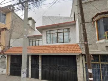Casa en San Juan de Arag?n VI Secci?n