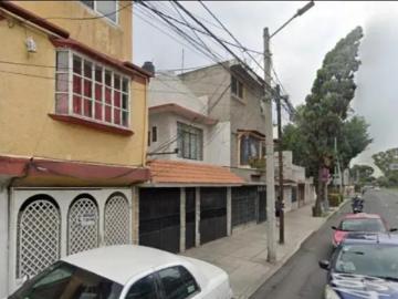 Casa en San Juan de Arag?n VI Secci?n