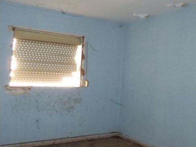 casa en san roque para reformar con garaje y patio amplio