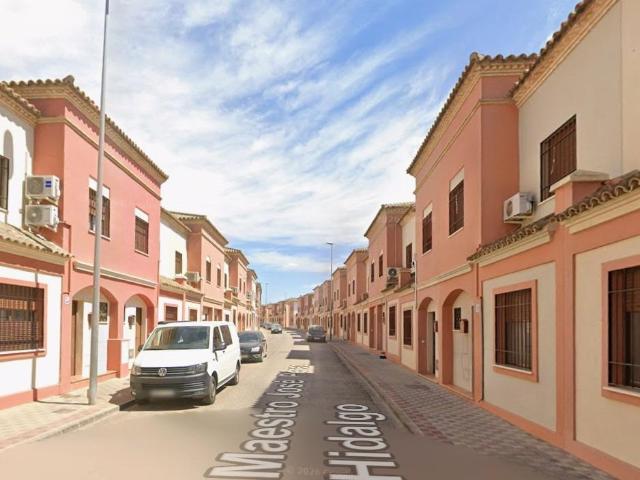 CASA EN UTRERA