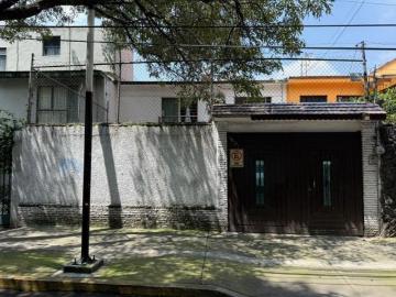 Casa en Unidad Modelo en venta