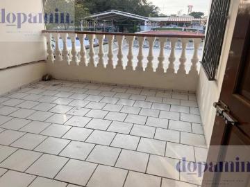 Casa en Unidad Nacional