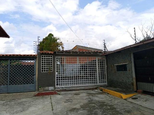Casa en Urbanización Bosque verde