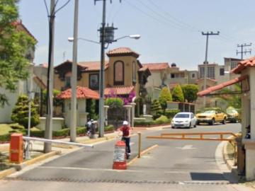 CASA EN URBI MONTECARLO, COFRADIA SAN MIGUEL CUAUTITLAN IZCALLI, CASA EN REMATE!