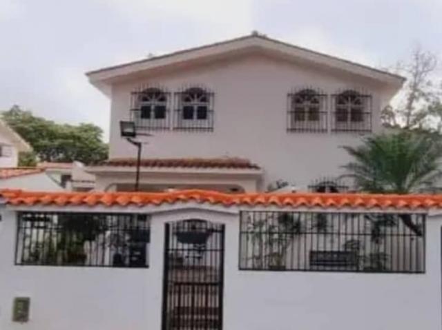 Casa en Valencia urb. Trigal Sur. calle cerrada.RG8413752