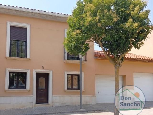 Casa en venta Mucientes