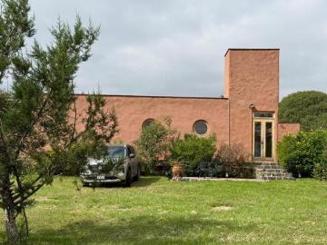 CASA EN VENTA MUY CERCA DE HUASCA