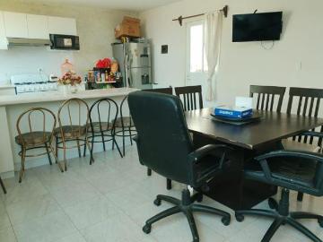 CASA EN VENTA MUY EN SAN ANTONIO EQUIPADA ENTRADA PARA 16 AUTOS SON 700 M2 TERRENO