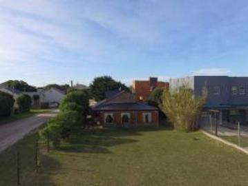 Casa en venta Mar de Cobo a una cuadra de la playa