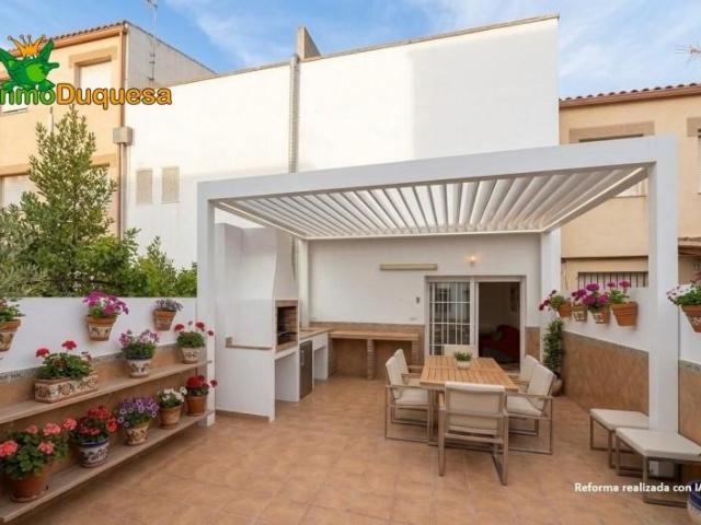 Casa en venta Maracena