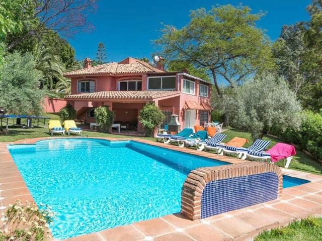 Casa en venta Marbella, España