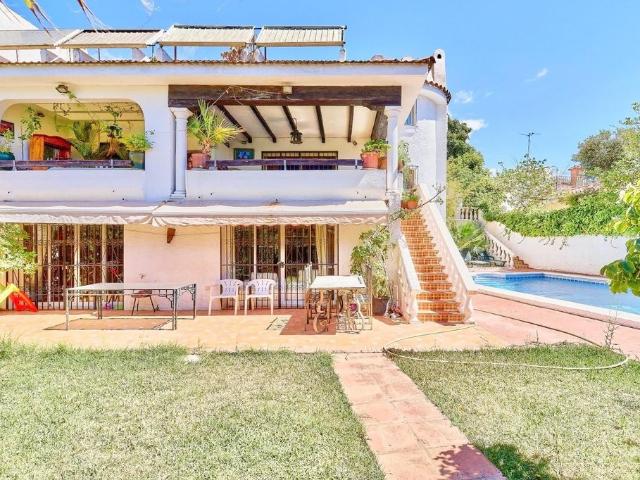 Exclusiva Villa / Chalet en venta Marbella, Andalucía