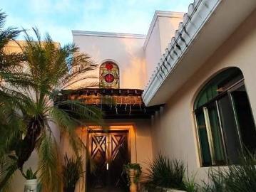 CASA EN VENTA MERIDA, BENITO JUAREZ NORTE MAJESTUOSA PROPIEDAD EN ESQUINA FVC 2074