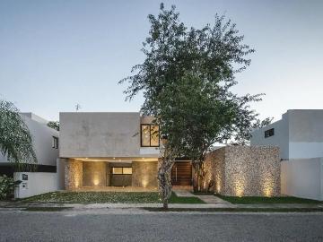 CASA EN VENTA MÉRIDA, PRIVADA MANANTIALES DE COCOYOLES, ZONA CABO NORTE