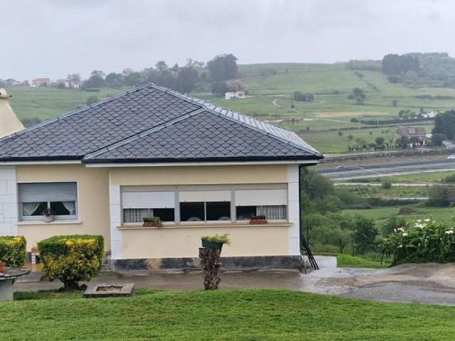 Casa en venta Miengo