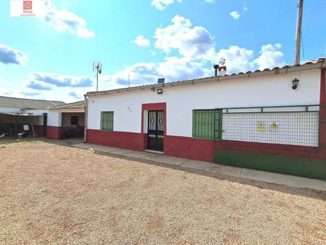 Casa en venta Montijo