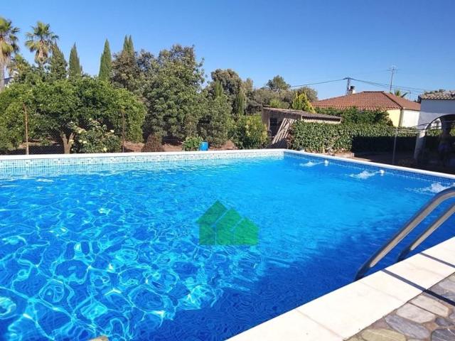 Casa en venta Montijo